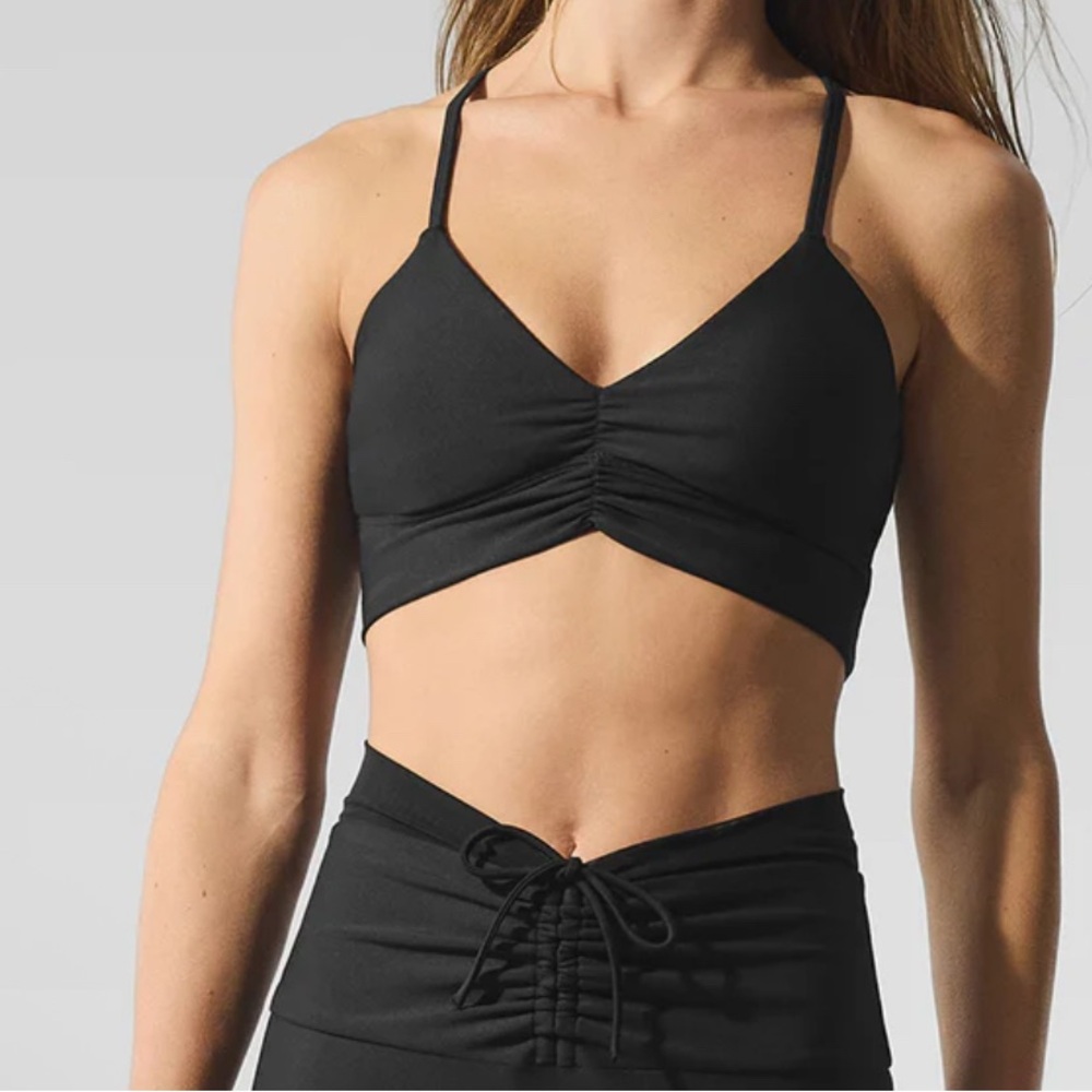 ALO Yoga Airlift Divine Sports‎ Bra Black Size M